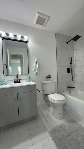 2572 NW 20th Street, Fort Lauderdale, FL 33311