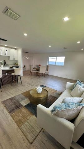 2572 NW 20th Street, Fort Lauderdale, FL 33311
