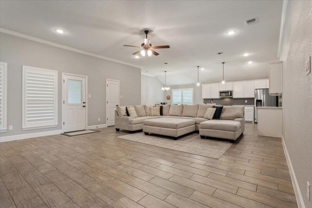 2644 Cowgirl TRL, Belton, TX 76513