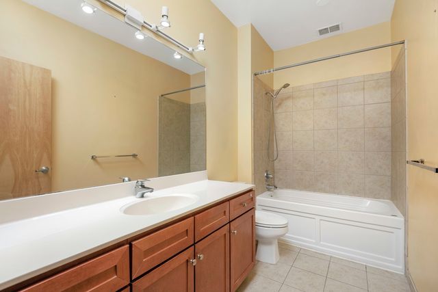 630 N FRANKLIN Street 1120, Chicago, IL 60654