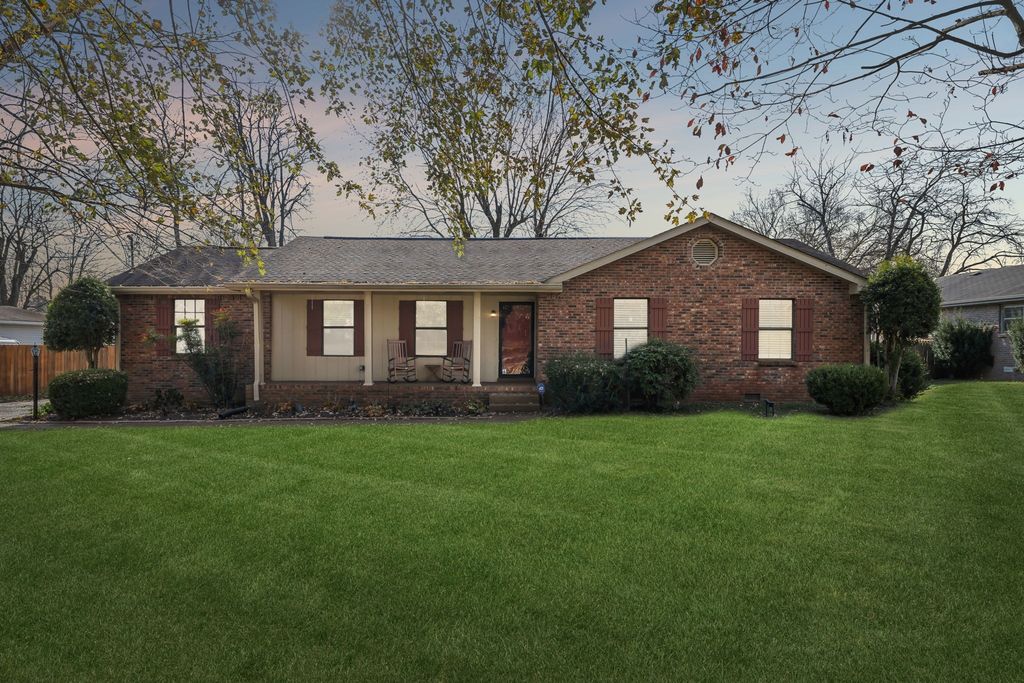 621 Teree Dr, Gallatin, TN 37066