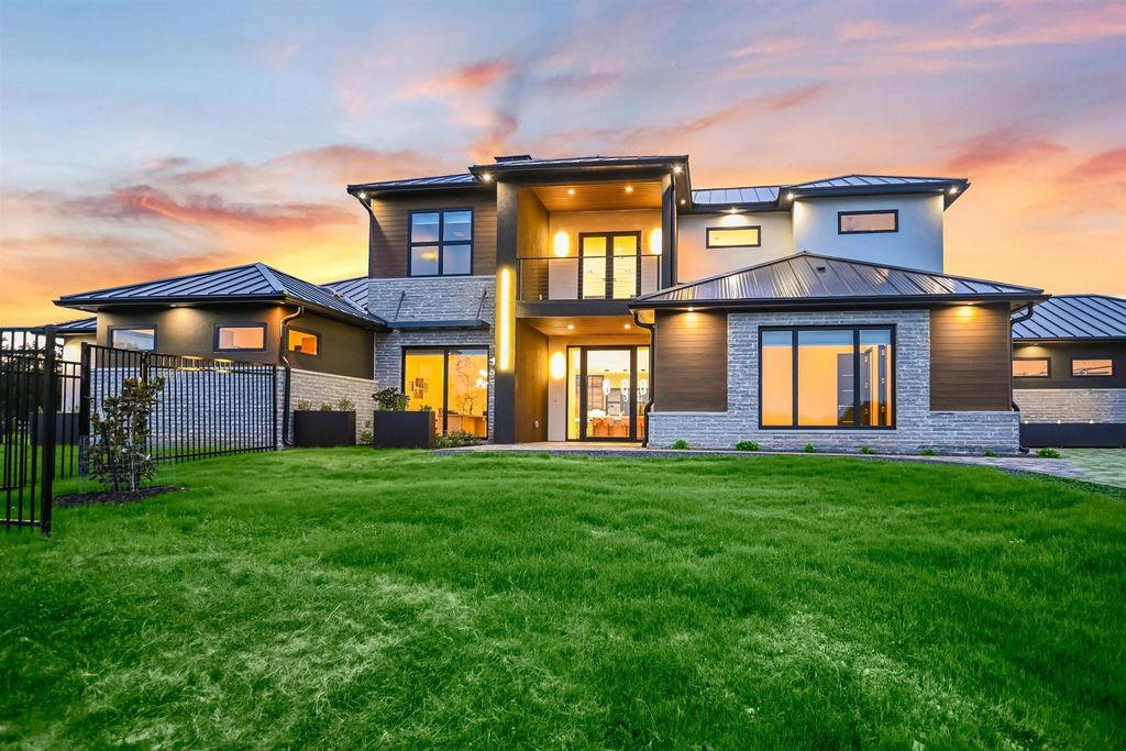 1806 Lauren DR, Spicewood, TX 78669