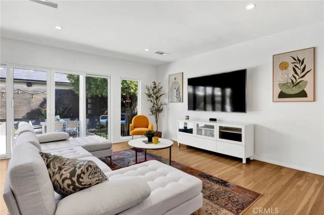 8002 Aldea Avenue, Lake Balboa, CA 91406