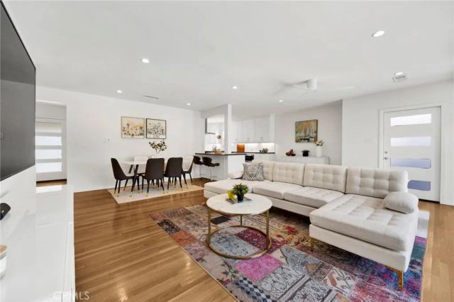 8002 Aldea Avenue, Lake Balboa, CA 91406