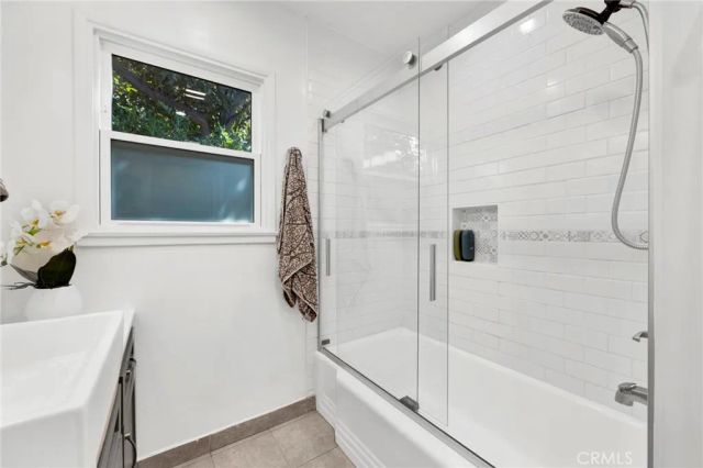 8002 Aldea Avenue, Lake Balboa, CA 91406