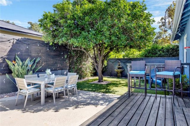 8002 Aldea Avenue, Lake Balboa, CA 91406