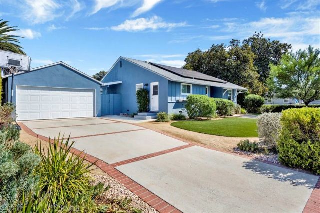 8002 Aldea Avenue, Lake Balboa, CA 91406