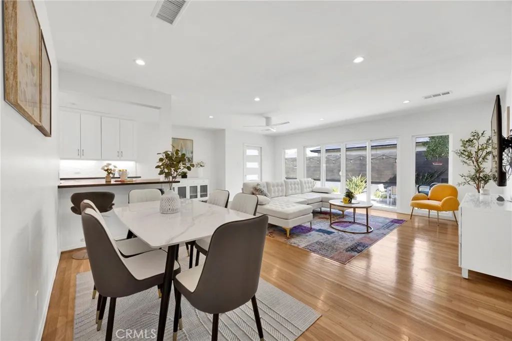 8002 Aldea Avenue, Lake Balboa, CA 91406