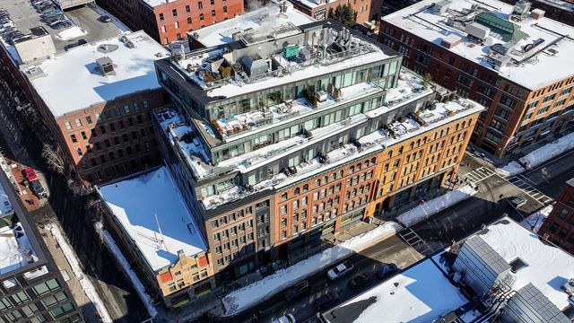 346 Congress Street 412, Boston, MA 02210