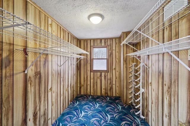 W7028 State Road 16, Pardeeville, WI 53954