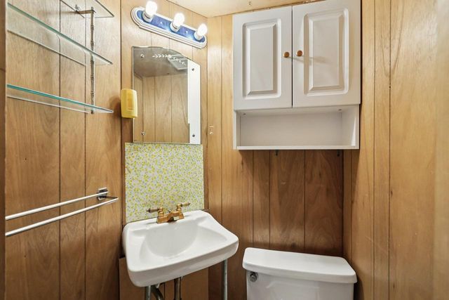 W7028 State Road 16, Pardeeville, WI 53954