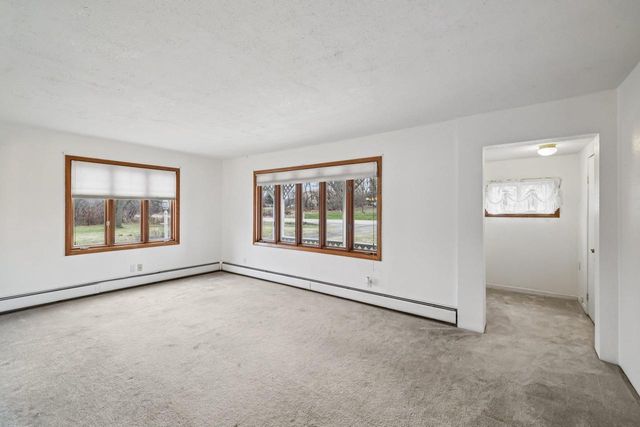 W7028 State Road 16, Pardeeville, WI 53954