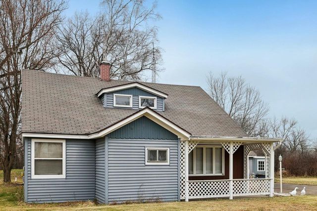 W7028 State Road 16, Pardeeville, WI 53954