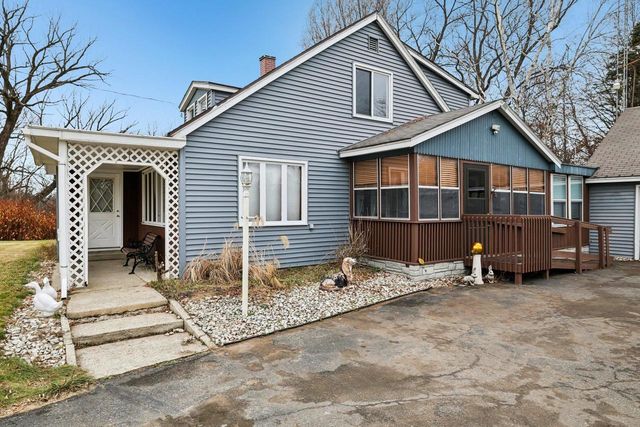 W7028 State Road 16, Pardeeville, WI 53954