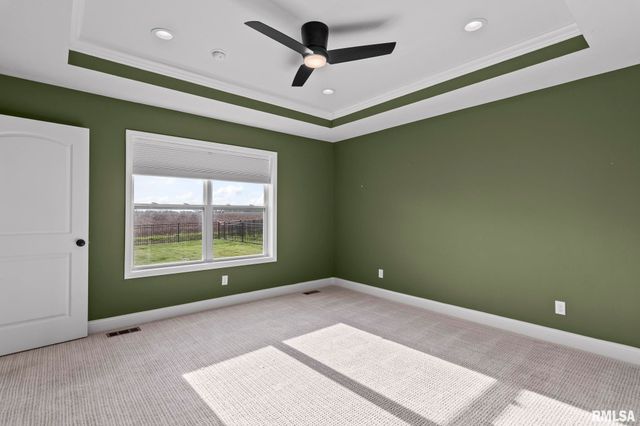 1709 Spartan Drive, Chatham, IL 62629