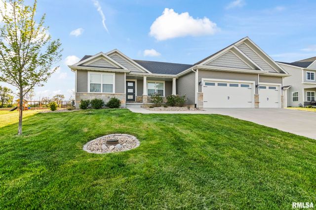 1709 Spartan Drive, Chatham, IL 62629