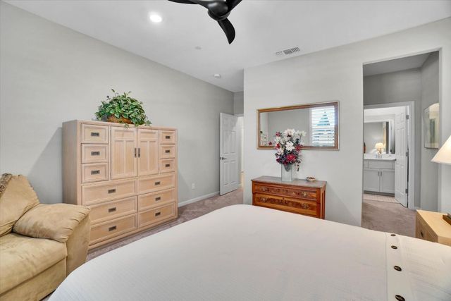 1325 Esplanade Ln, Lincoln, CA 95648