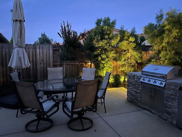 1325 Esplanade Ln, Lincoln, CA 95648