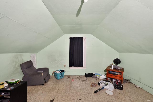 824 S Pulaski Street, South Bend, IN 46619
