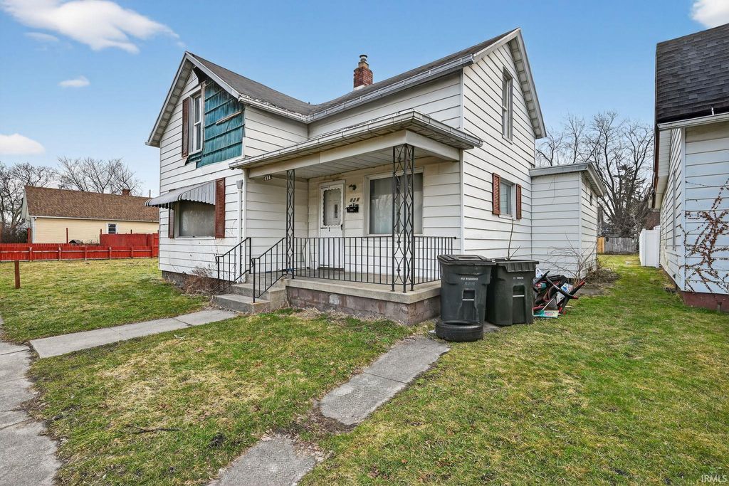 824 S Pulaski Street, South Bend, IN 46619