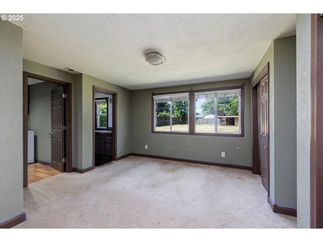 1915 Ne 126TH Pl, Portland, OR 97230