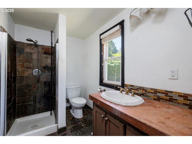 1915 Ne 126TH Pl, Portland, OR 97230
