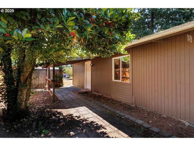 1915 Ne 126TH Pl, Portland, OR 97230