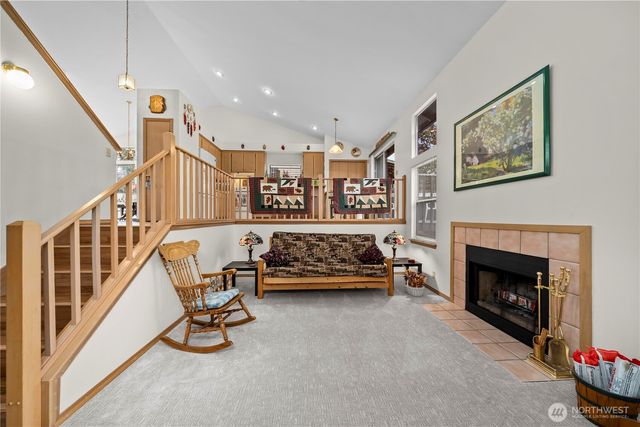 32719 20th Avenue SW, Federal Way, WA 98023