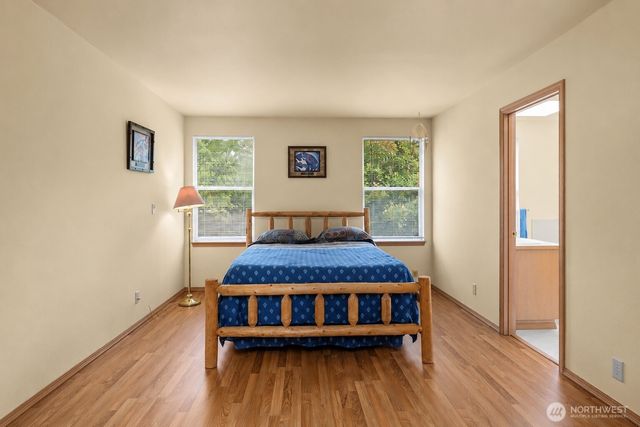32719 20th Avenue SW, Federal Way, WA 98023