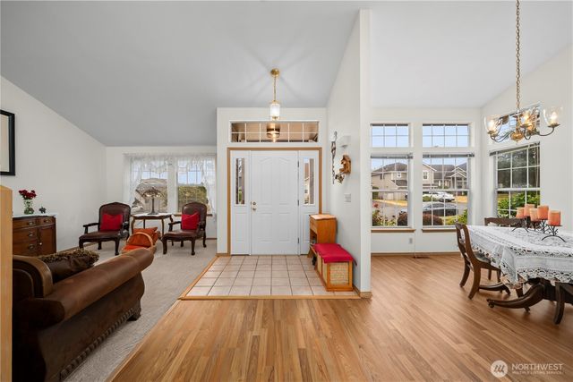32719 20th Avenue SW, Federal Way, WA 98023