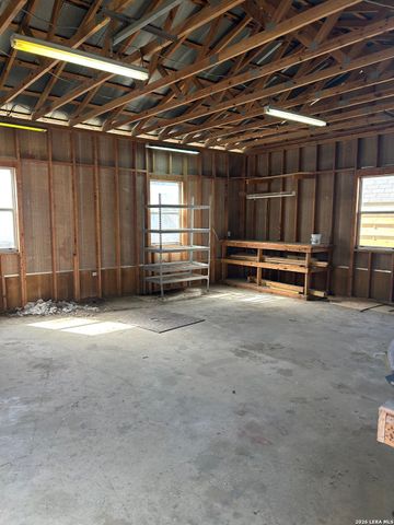 410 Wright, Schertz, TX 78154