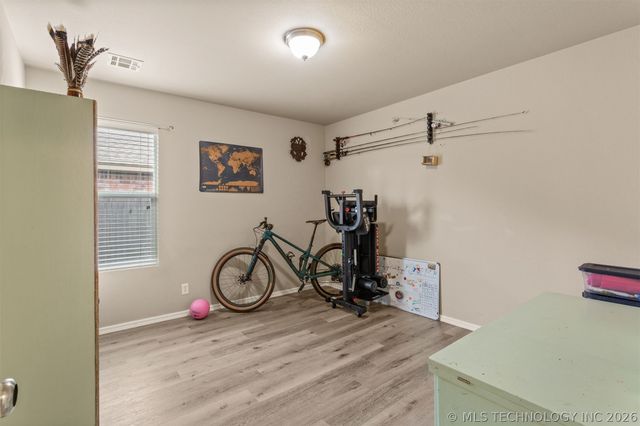 4118 W 104th Street S, Jenks, OK 74037