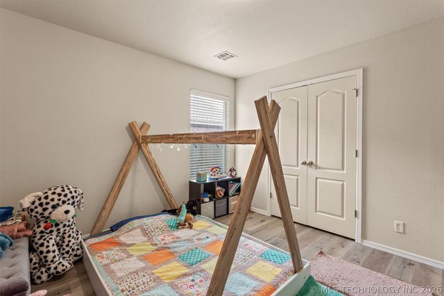 4118 W 104th Street S, Jenks, OK 74037