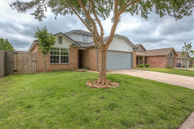 4118 W 104th Street S, Jenks, OK 74037