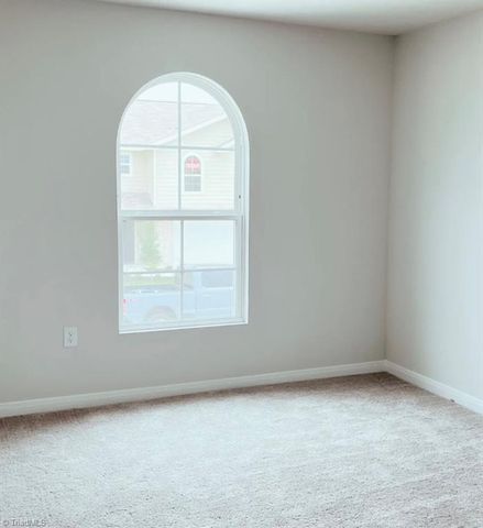 432 Regency Drive, Eden, NC 27288