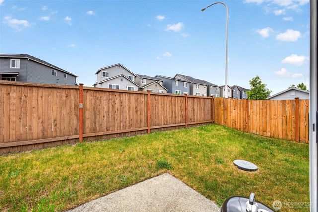 10816 185th Street E, Puyallup, WA 98374