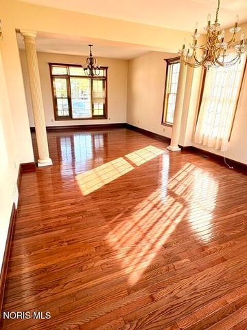 1447 Muirfield Drive, Bowling Green, OH 43402