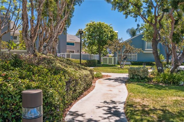 35 Pepperwood, Aliso Viejo, CA 92656