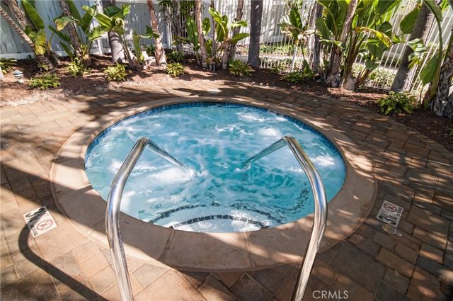 35 Pepperwood, Aliso Viejo, CA 92656