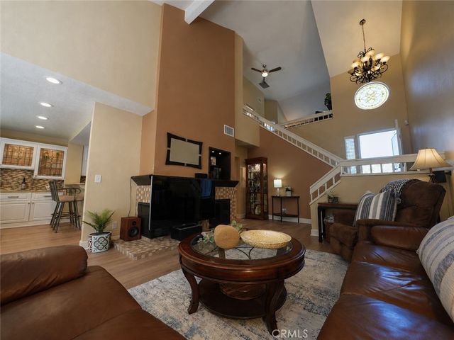 35 Pepperwood, Aliso Viejo, CA 92656