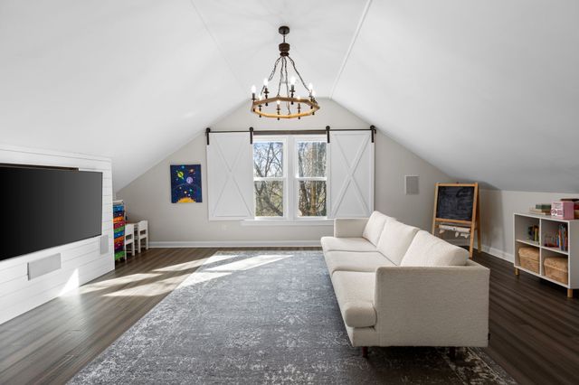 149 Sequoyah Ln, Nashville, TN 37221