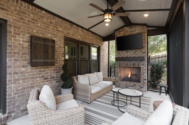 149 Sequoyah Ln, Nashville, TN 37221