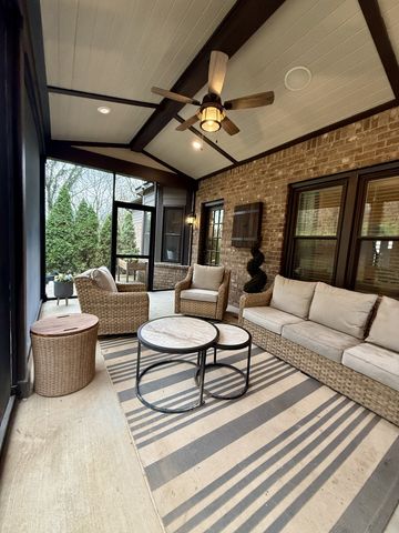 149 Sequoyah Ln, Nashville, TN 37221