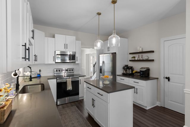 149 Sequoyah Ln, Nashville, TN 37221