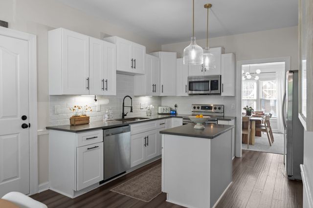 149 Sequoyah Ln, Nashville, TN 37221