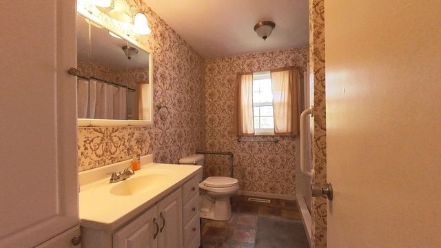 8351 Us Highway 60, Mountain View, MO 65548