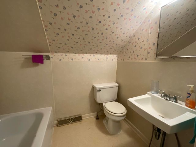 8351 Us Highway 60, Mountain View, MO 65548