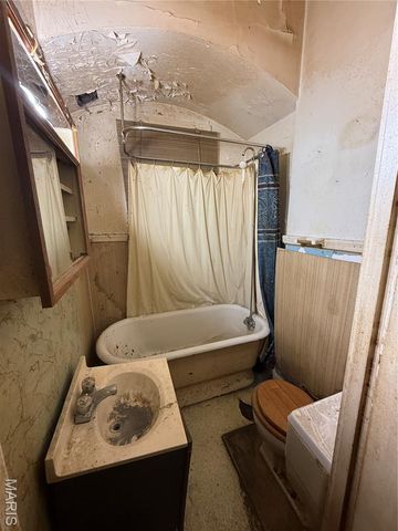 2014 Chestnut Street, Hannibal, MO 63401