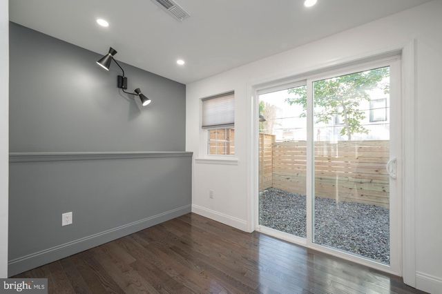 1442 N MARSTON ST, Philadelphia, PA 19121