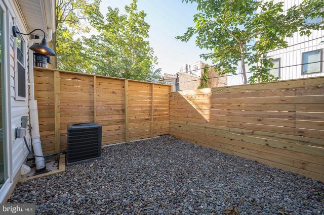 1442 N MARSTON ST, Philadelphia, PA 19121